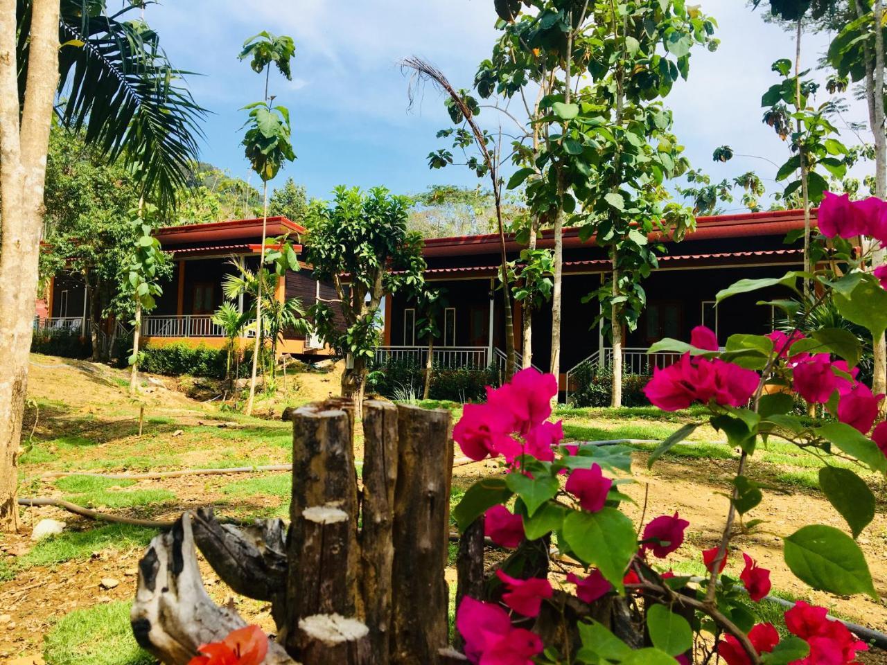 Khum Maikaew Resort Ko Lanta 外观 照片